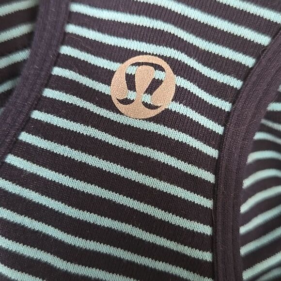Lululemon Os Tank Blue Navy Striped Top Shirt Womens Sleeveless Athletic Gym - Picture 5 of 16